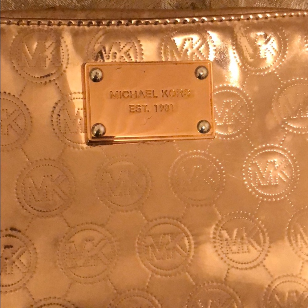 Metallic rose gold MK cross body